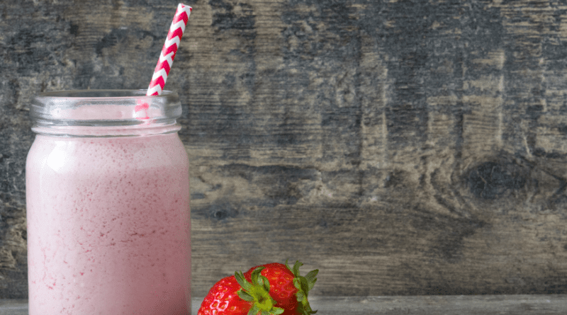 Recette milkshake minceur protéiné à la fraise